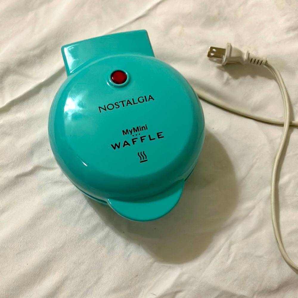 Mini Waffle Maker